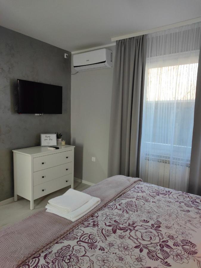 Flora Apartment Surčin Exterior foto